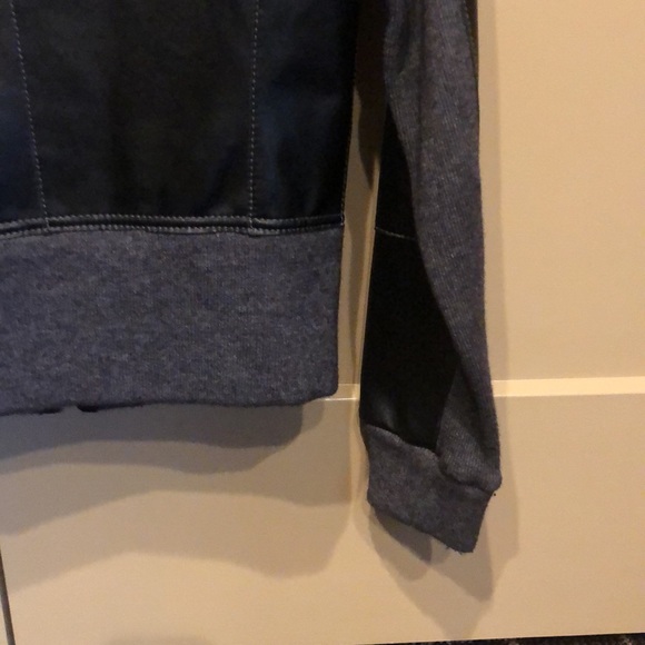 Leather and cashmere jacket - Picture 4 of 5